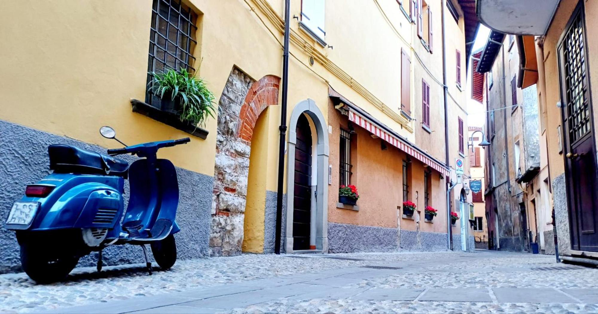 Iseo Portelle Holiday With Private Parking And Bike Storage Buitenkant foto
