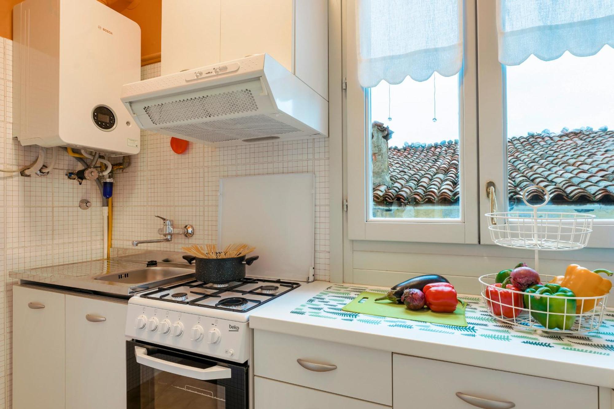 Iseo Portelle Holiday With Private Parking And Bike Storage Buitenkant foto