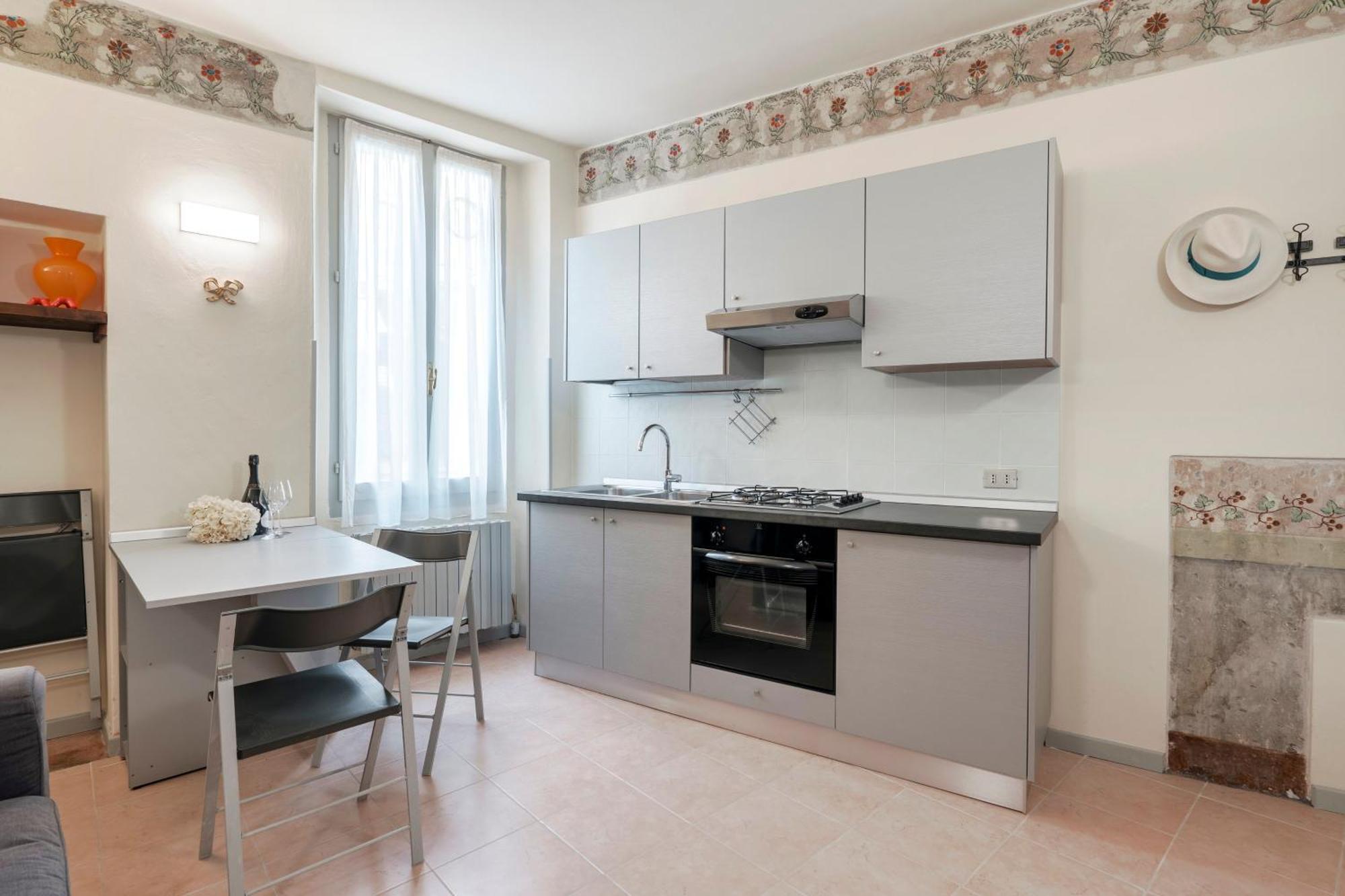 Iseo Portelle Holiday With Private Parking And Bike Storage Buitenkant foto