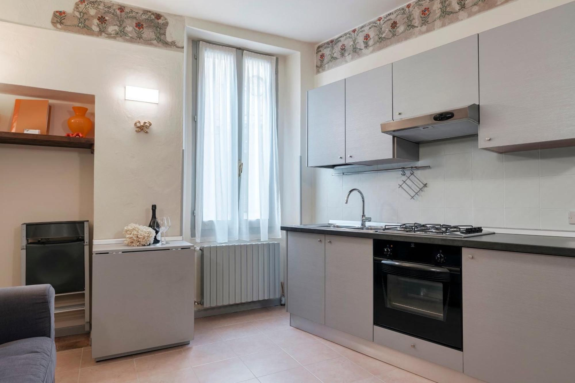 Iseo Portelle Holiday With Private Parking And Bike Storage Buitenkant foto